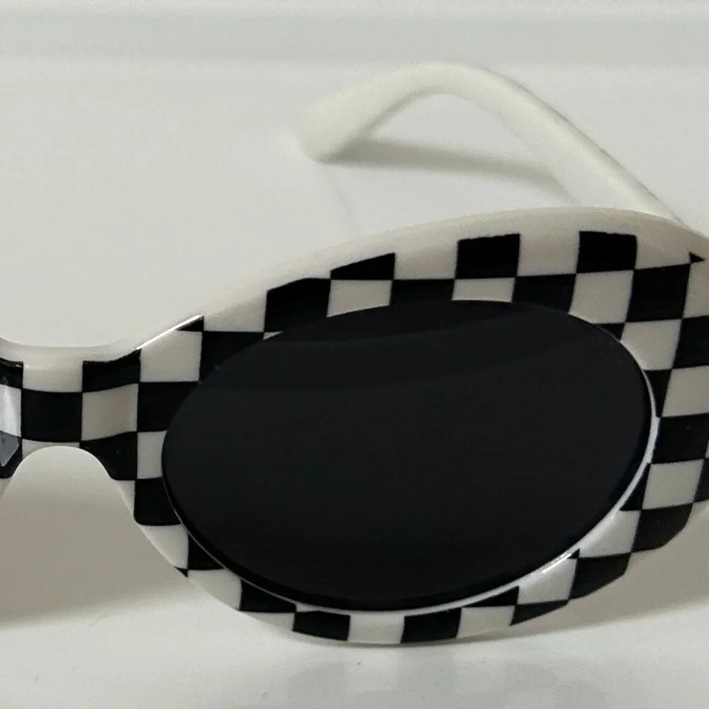 KIDS RACE CAR DRIVER SUNGLASSES WITH CHECKERED FLAGS 2 PAIRS